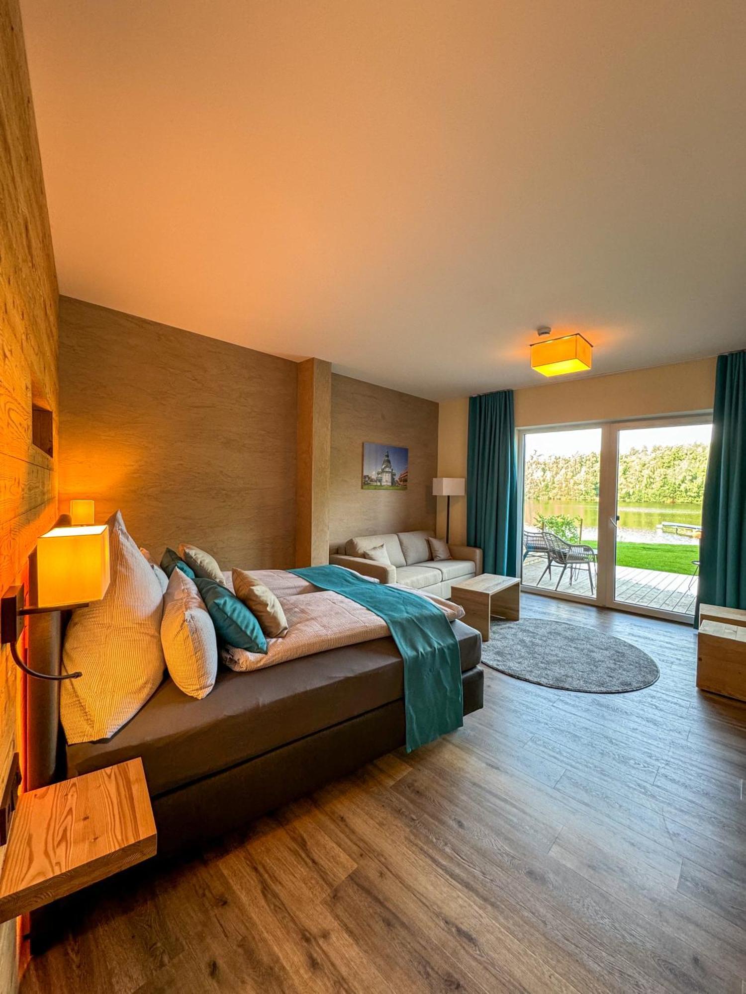 Veenland Hotel Haren Zewnętrze zdjęcie